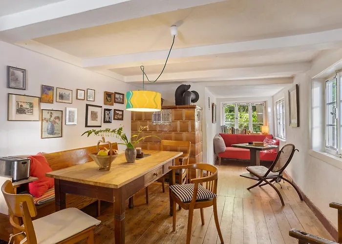 Haus Berlar 度假居 *